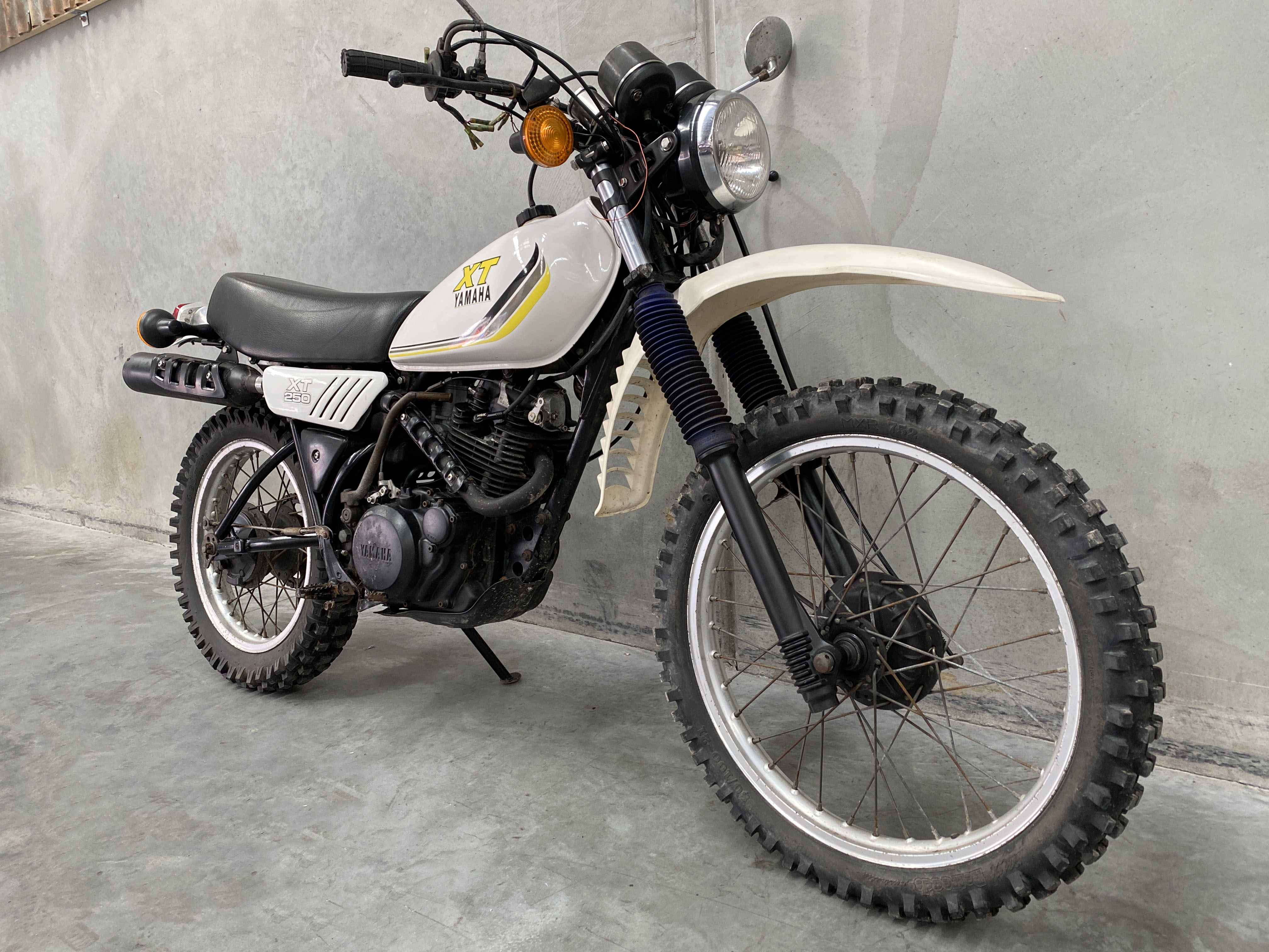 1989 YAMAHA XT250 TRAIL - JBMD5235161 - JUST BIKES